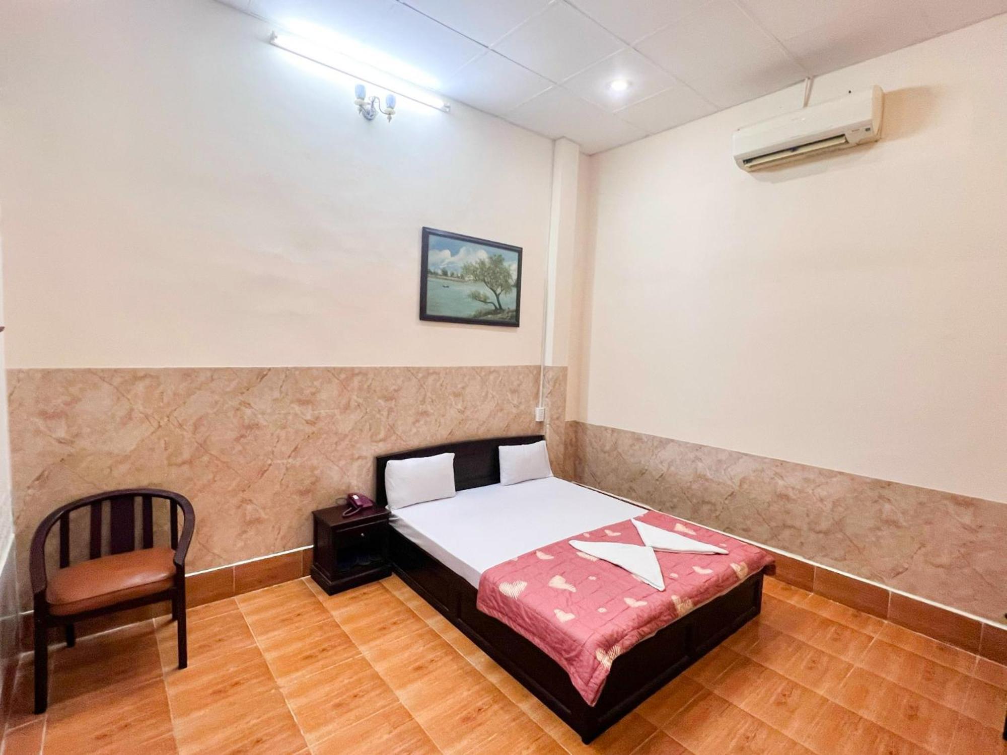 Khach San Nam Do 1 Hotel Can Tho Bagian luar foto
